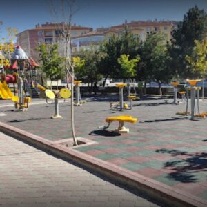 Keçiören Belediyesi Şimşek Çınar Parkı