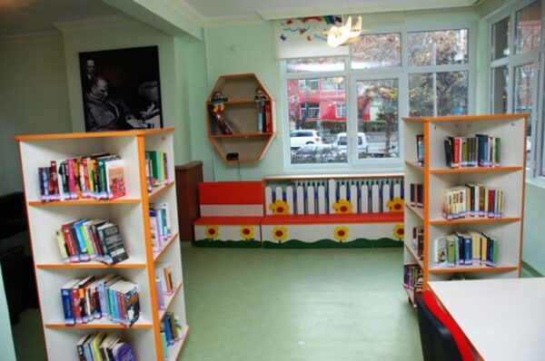 Ali Dayı Çocuk Kütüphanesi