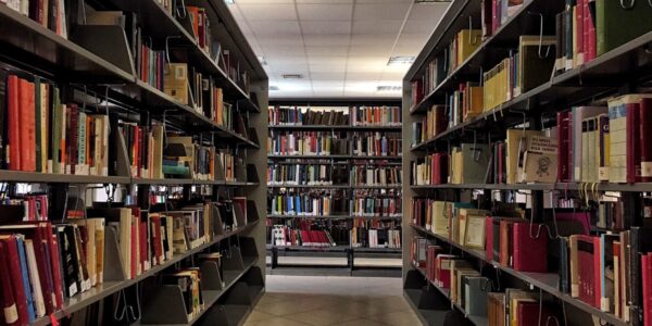 Hacettepe Üniversitesi Sosyal Hizmetler Yuksek Okulu Kütüphanesi